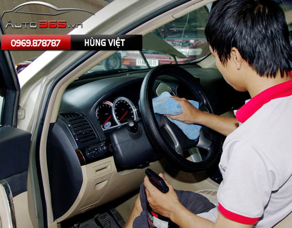 Vệ sinh nội thất xe hơi, ô tô
